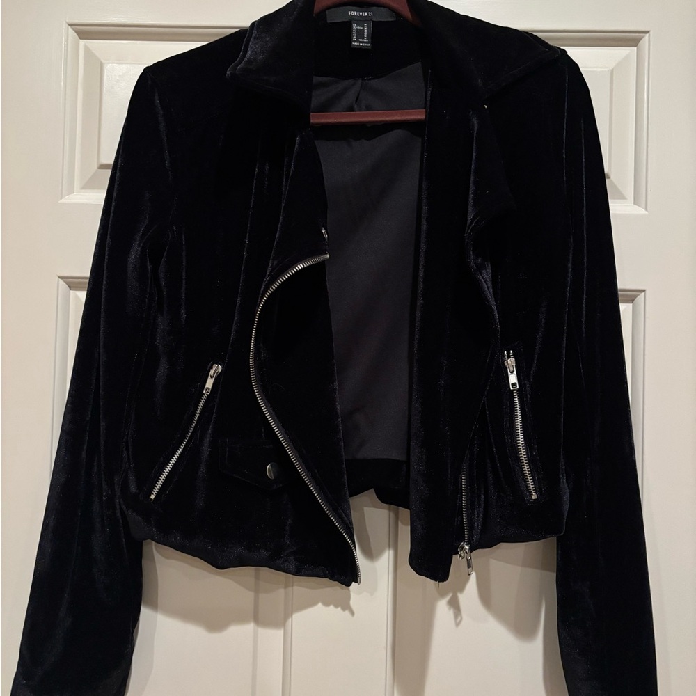 Forever 21 Black Velvet Women's Jacket